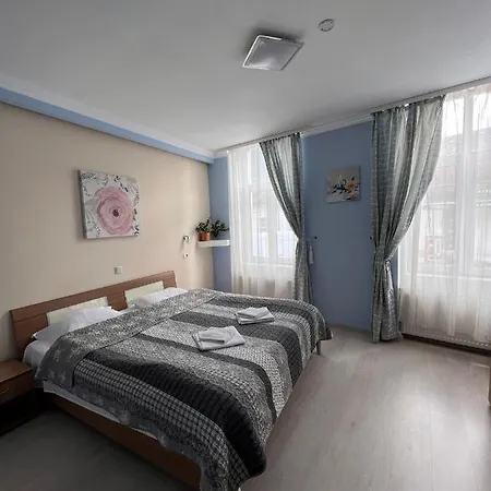 Old 3* Брашов