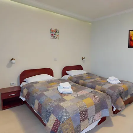 בית הארחה Old 3*