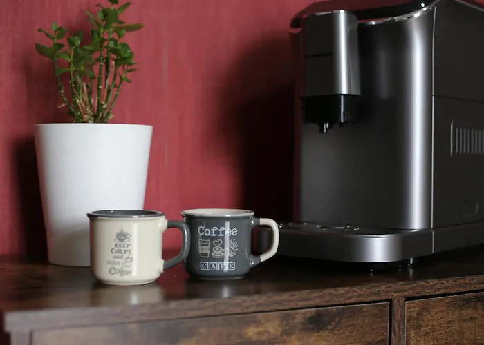 Old בית הארחה