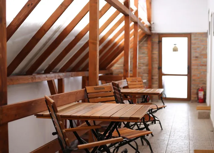 בית הארחה Old 3*